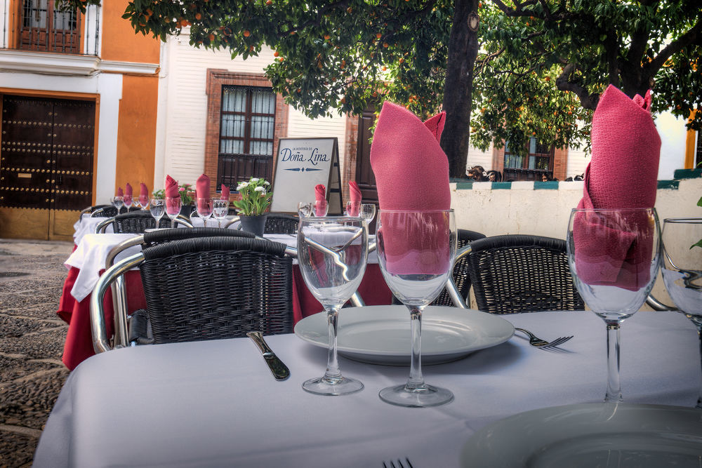 Hotel Doña Lina Sevilla Exterior foto