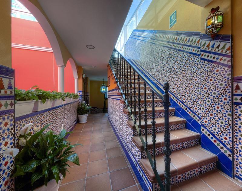 Hotel Doña Lina Sevilla Exterior foto