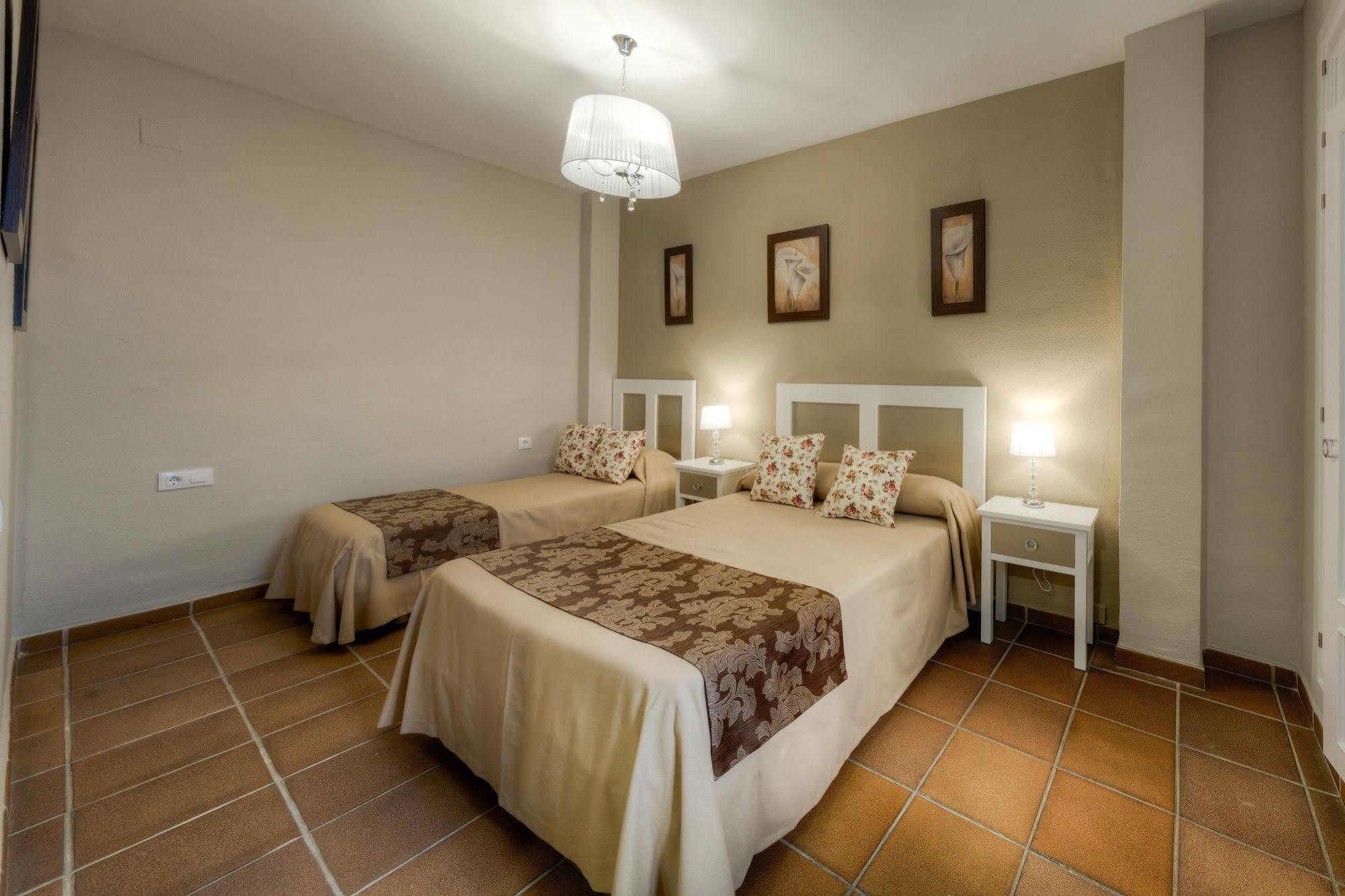 Hotel Doña Lina Sevilla Exterior foto